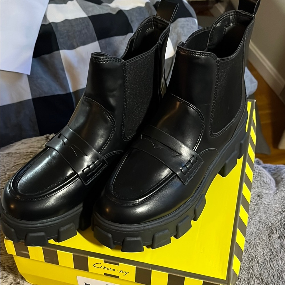 Circus by Sam Edelman Black Ankle Boots
